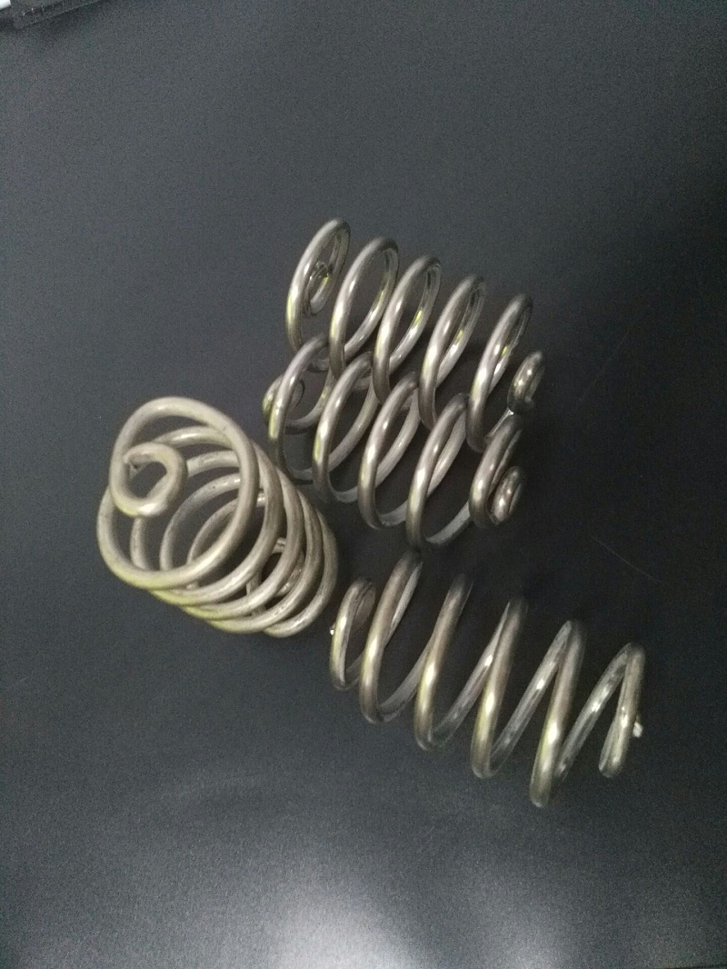 弹簧 弹簧