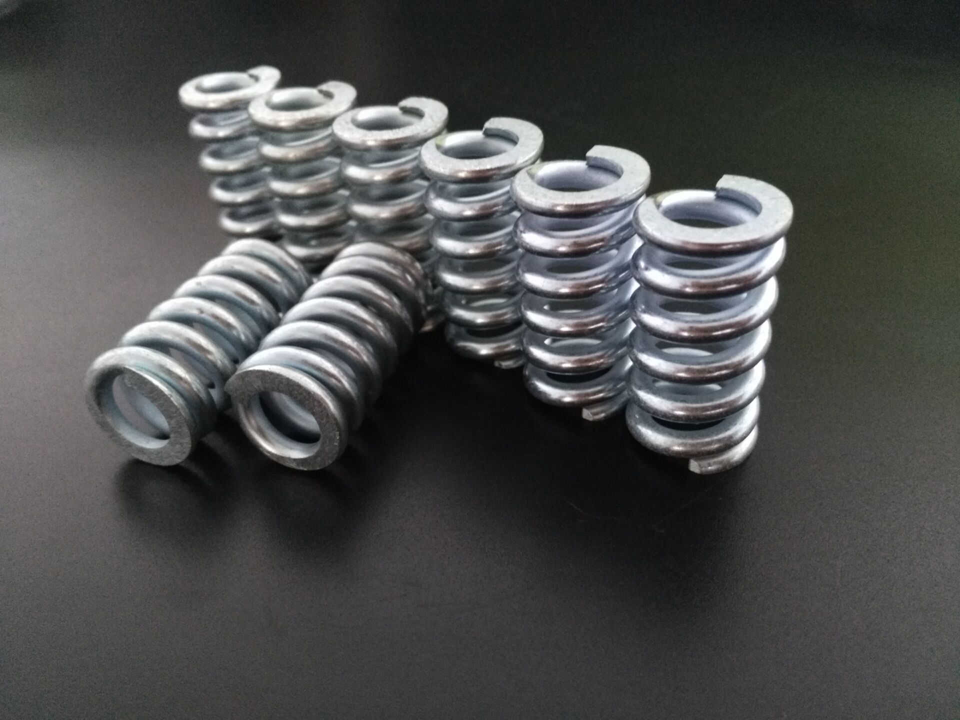 减震弹簧 减震弹簧