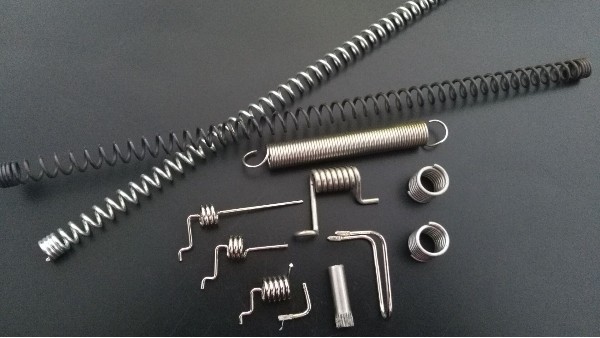 五金弹簧发黑后的检测方式